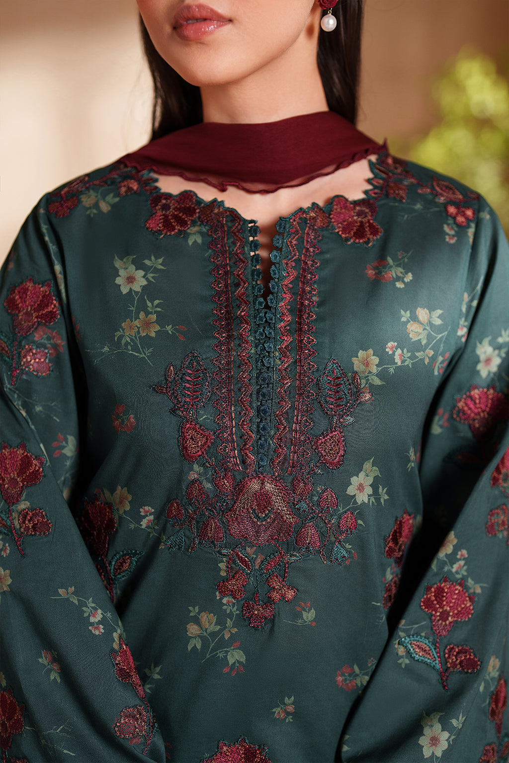 Iznik Eid Lawn '26 EL-11 Unstitched 3 Piece - Multicolour