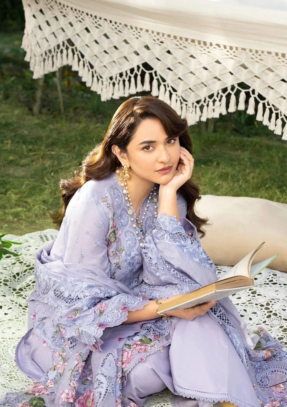 Elaf Premium Luxury Lawn 2026 Paradise ELY-3B Unstitched 3 Piece - Lilac
